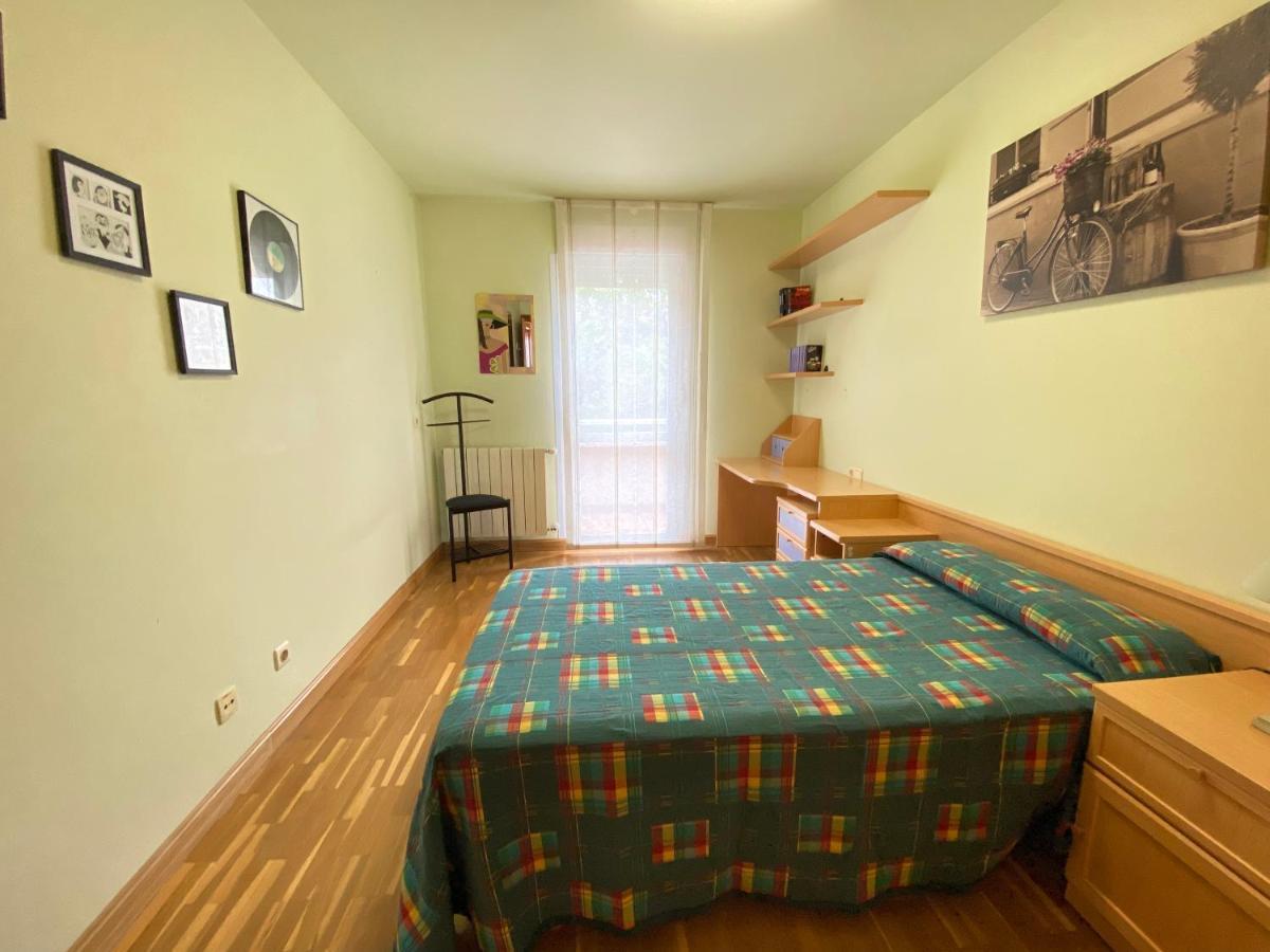 Casa Chalet Jardin Particular Ideal Grupos Y Familias Baranain Exterior foto